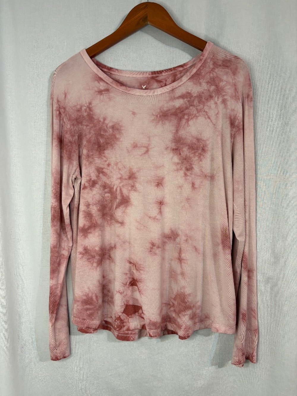 American Eagle Soft & Sexy Women's Large Tie Dye Pink Maroon Long Sleeve Top